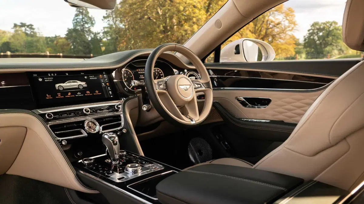 Bentley Flying Spur Spur 2.9 V6 hybrid auto (11)