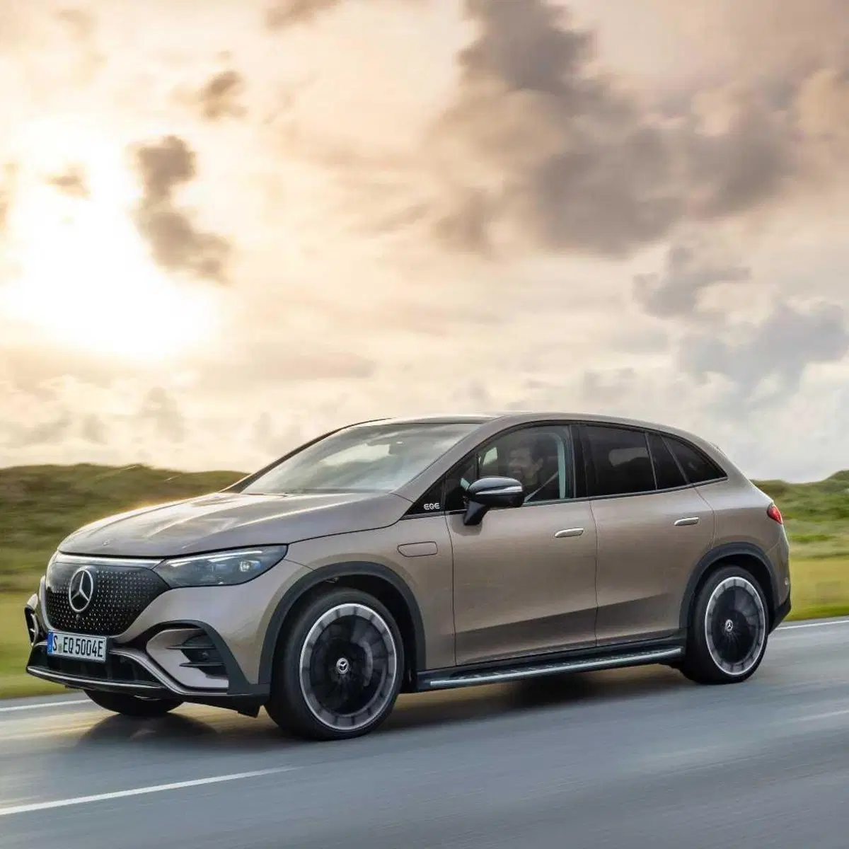 Mercedes-Benz EQE SUV (2022-->>)