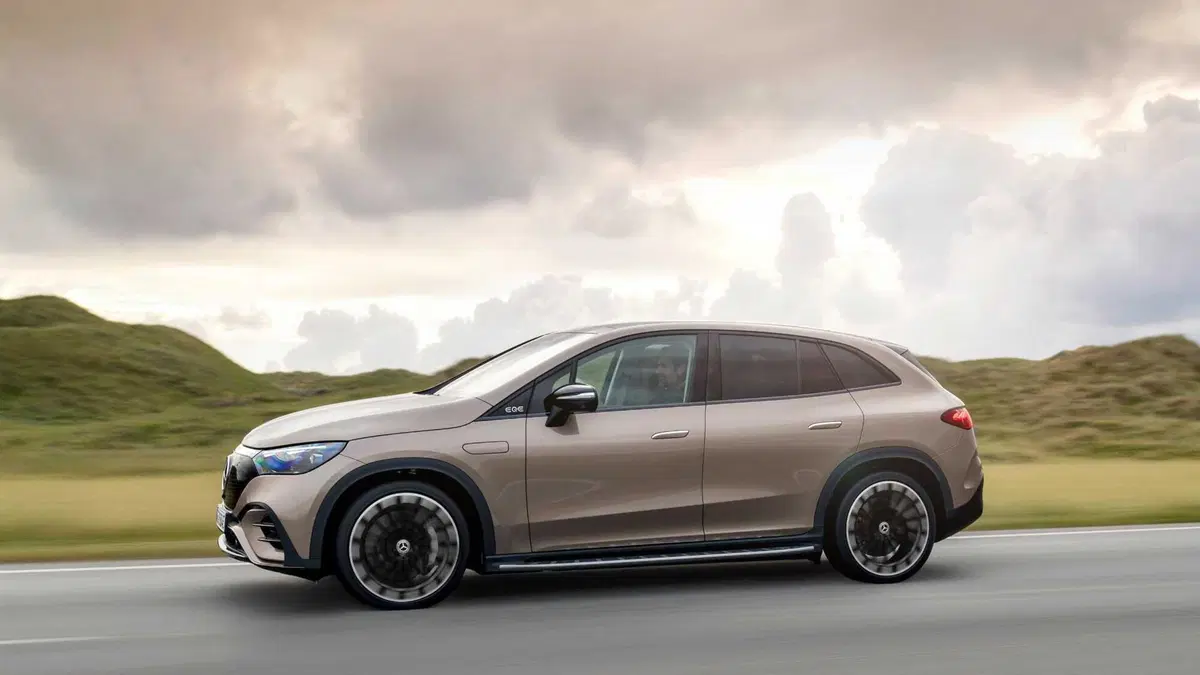 Mercedes-Benz EQE SUV 300 AMG Line Premium Plus (3)