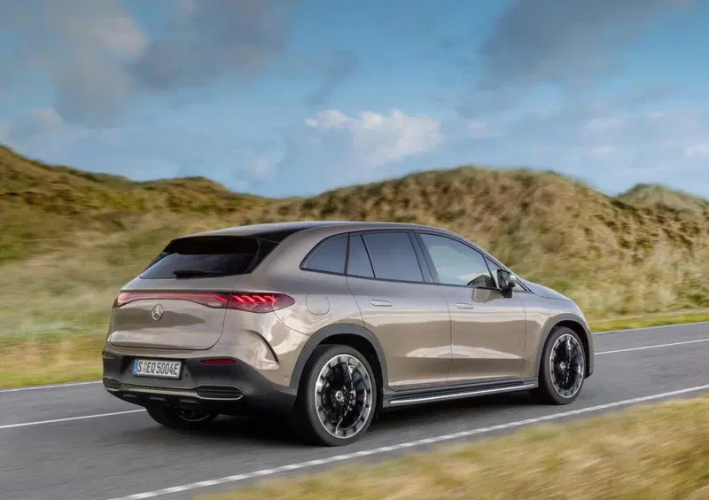 Mercedes-Benz EQE SUV (2022-->>) (9)