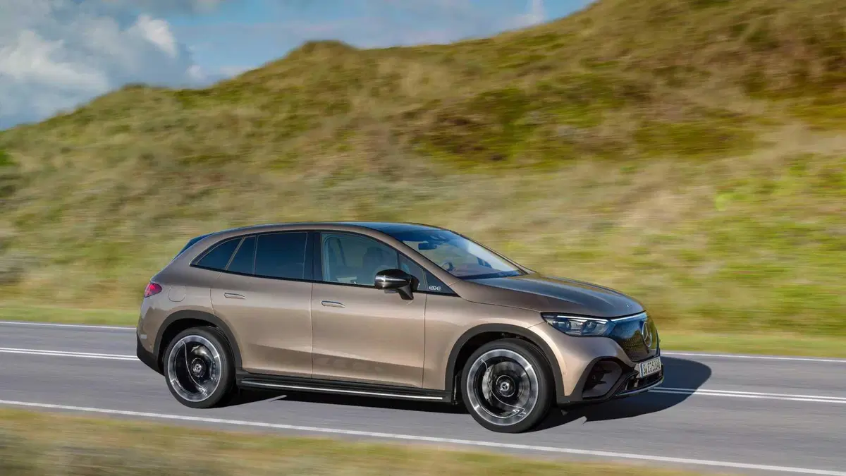 Mercedes-Benz EQE SUV 300 AMG Line Premium Plus (10)