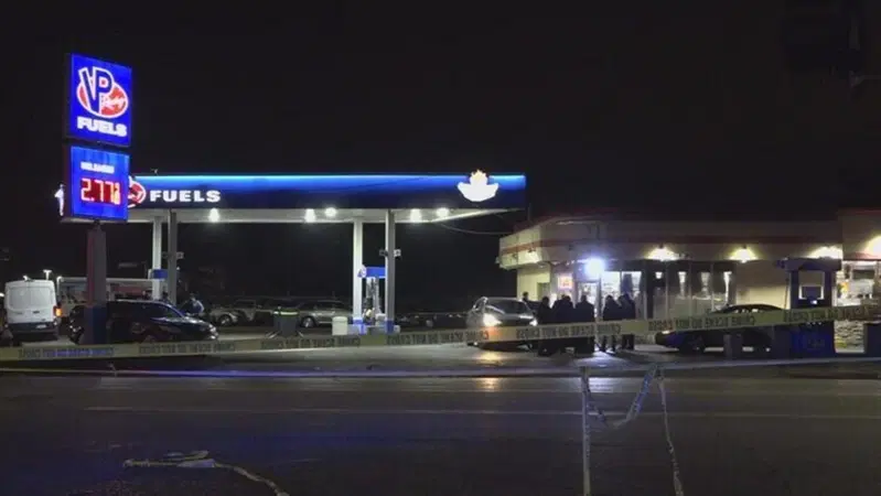 Le rubano l'auto con un trucco di TikTok: donna americana uccide i due ladri