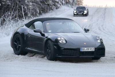Porsche 911, ecco le foto spia del nuovo Facelift