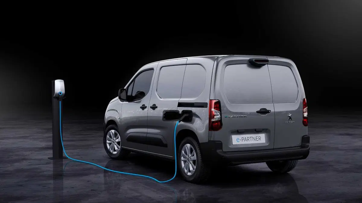 Peugeot e-Partner Furgone (2021-23) (2)