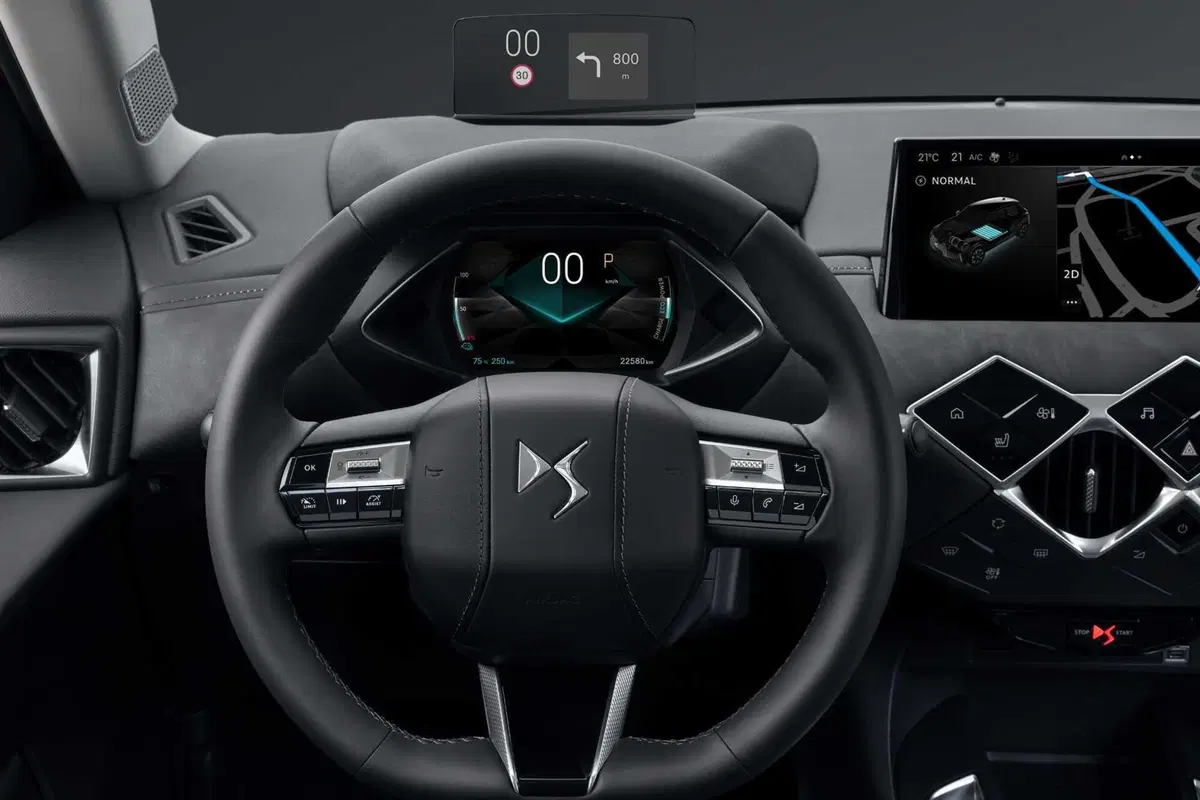 Nuova DS DS3: cambia la piccola luxury francese (8)