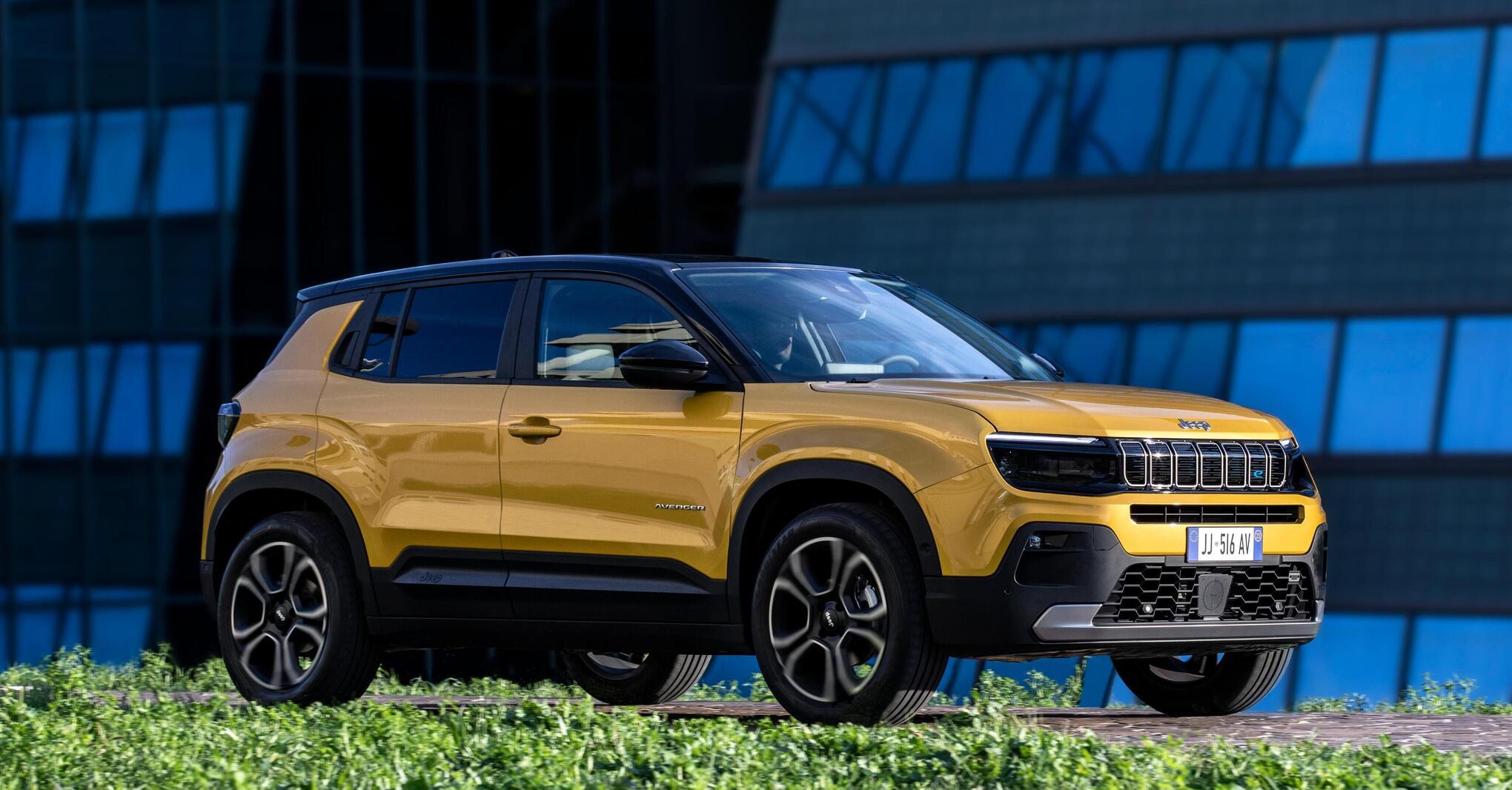 Jeep Avenger prezzi, versioni e scheda tecnica della nuova SUV