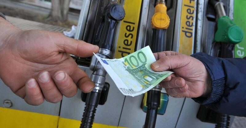 Rincaro carburanti: confermato sciopero il 25 e 26 gennaio