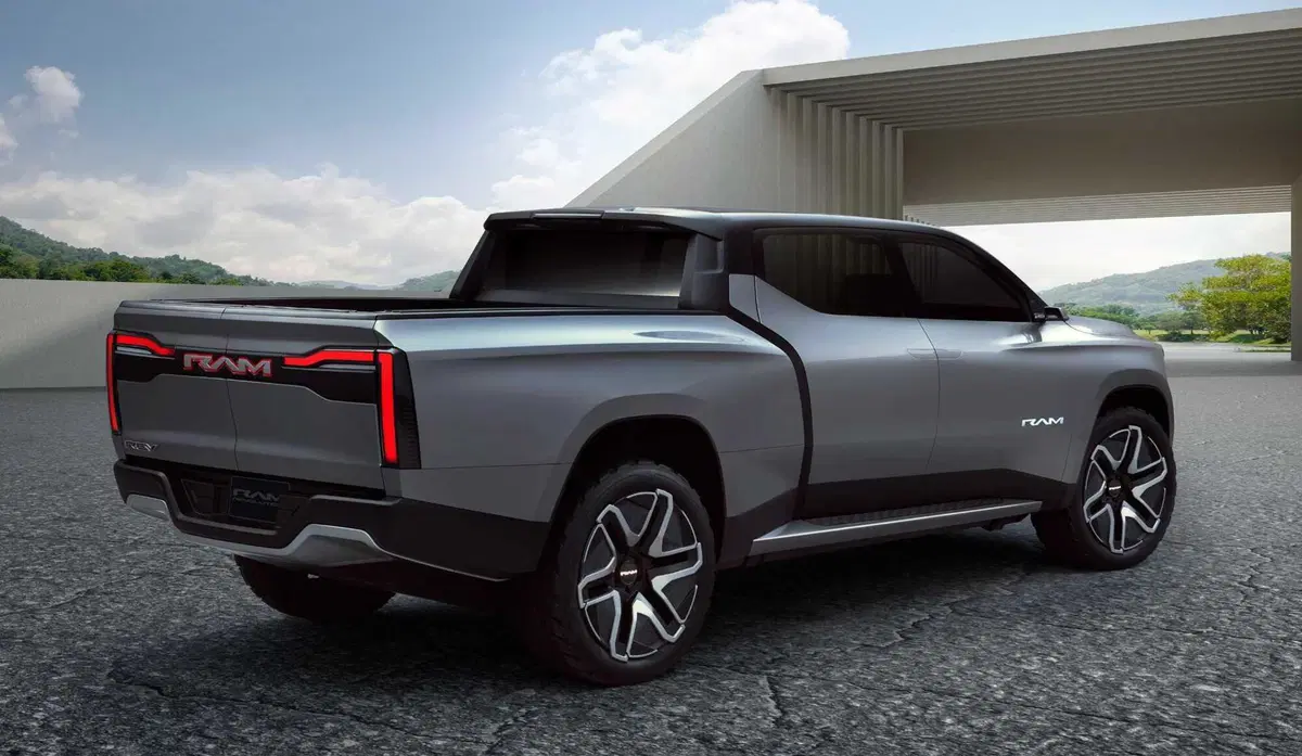 RAM 1500 Revolution BEV Concept (2023) (7)