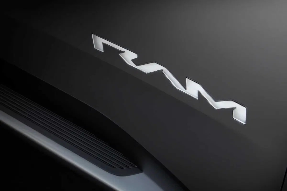 RAM 1500 Revolution BEV Concept (2023) (16)