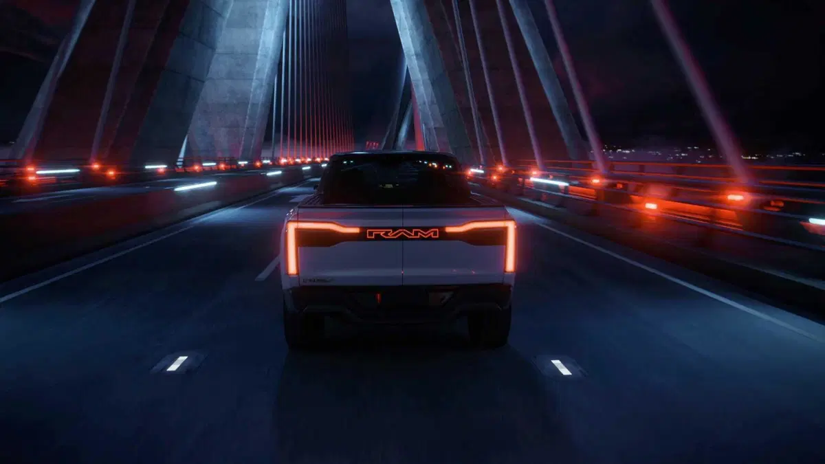 RAM 1500 Revolution BEV Concept (2023) (28)