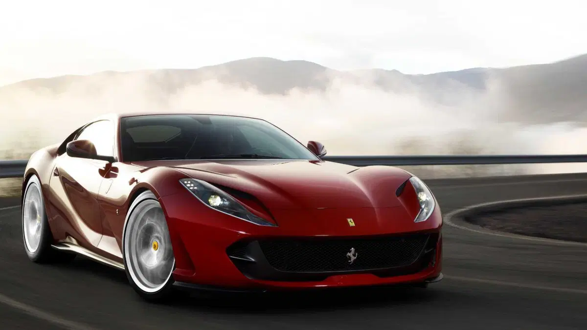 Ferrari 812 Coupé 812 Superfast (2)