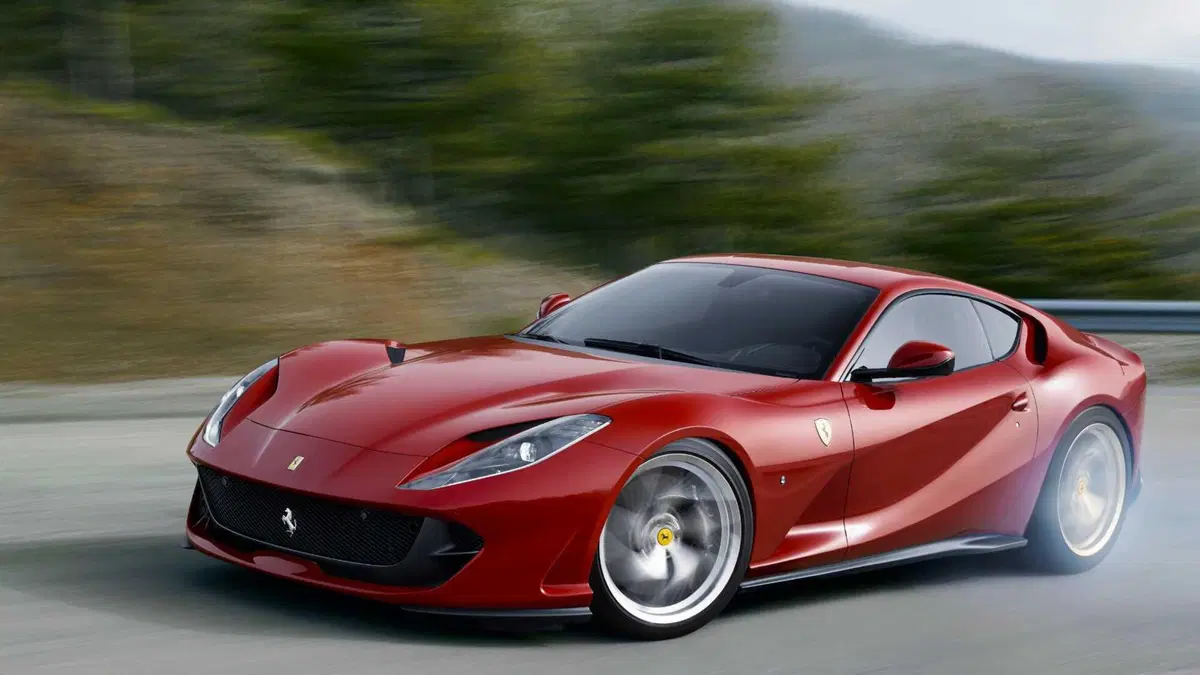 Ferrari 812 Coupé 812 Superfast (4)