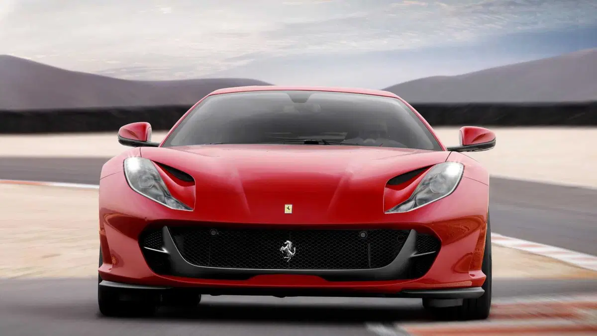 Ferrari 812 Coupé 812 Superfast (5)