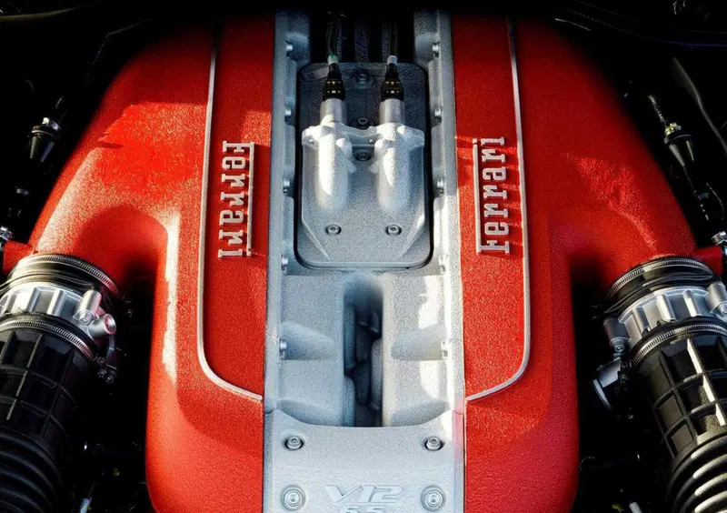 Ferrari 812 Coupé (2017-21) (22)