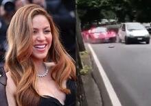 Hai scambiato una Ferrari con una Twingo: Shakira si paragona alla Rossa [AGGIORNATO]