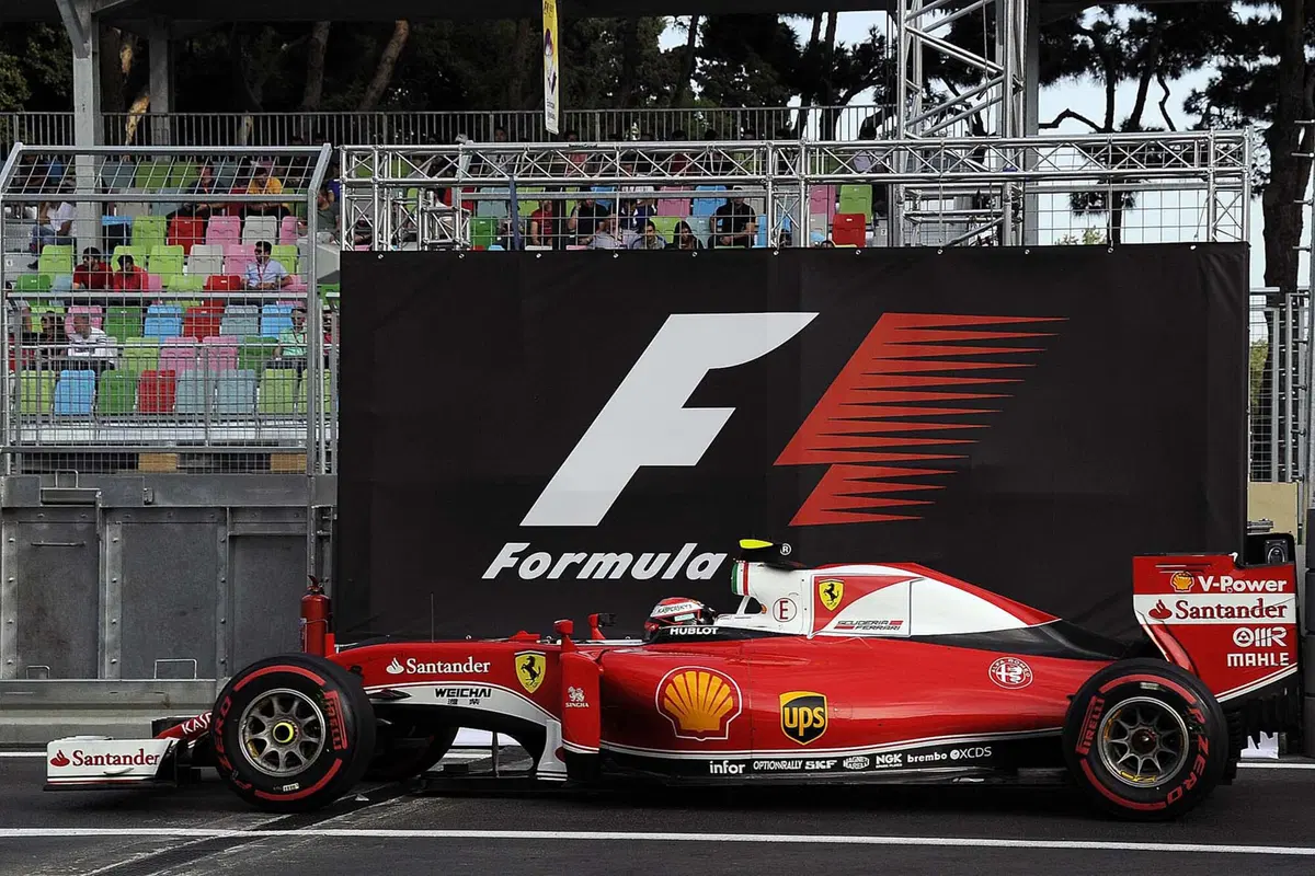 F1, Gp Europa 2016: pole per Rosberg (11)