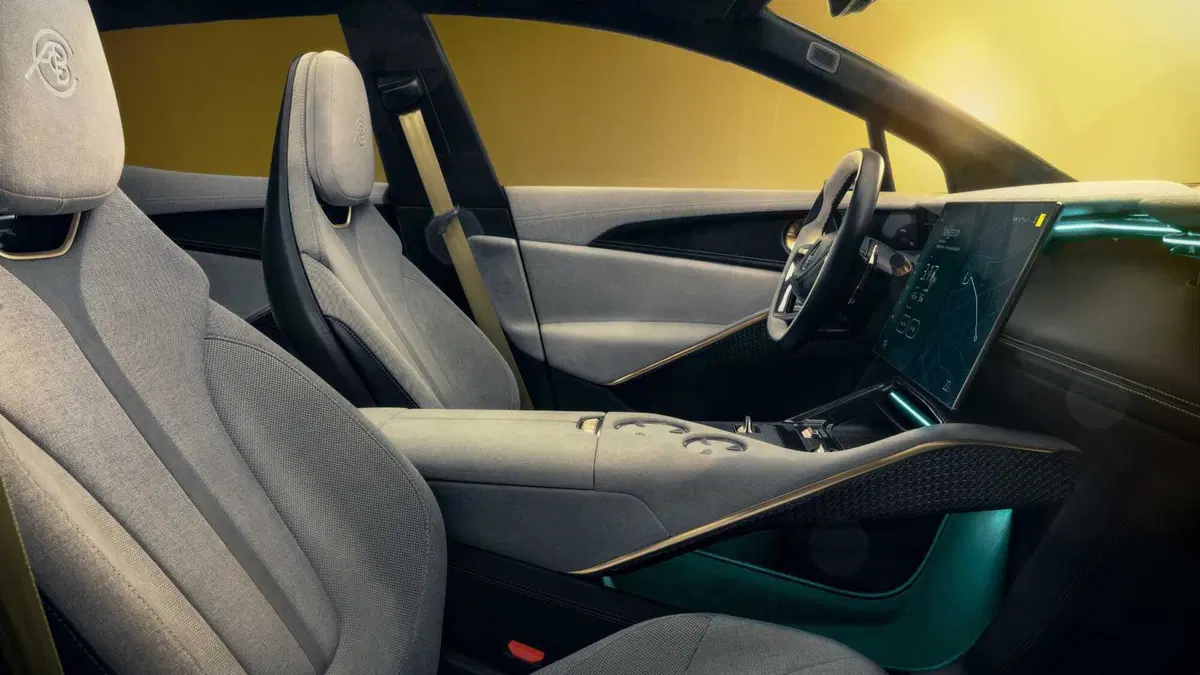 Lotus Eletre S (10)