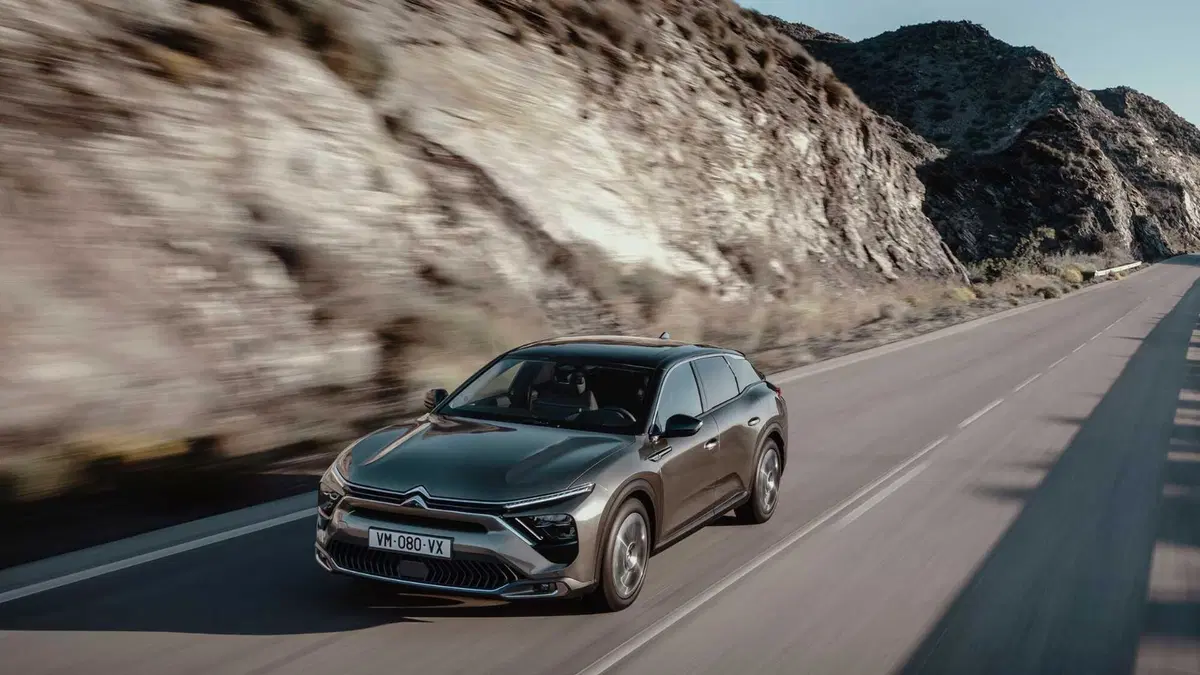 Citroen C5 X 1.6 hybrid phev You 180cv e-eat8 (5)