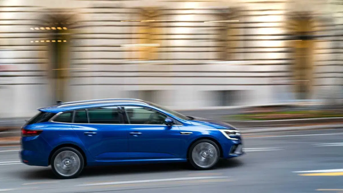 Renault Mégane Sporter dCi 8V 110 CV EDC Energy Intens (4)