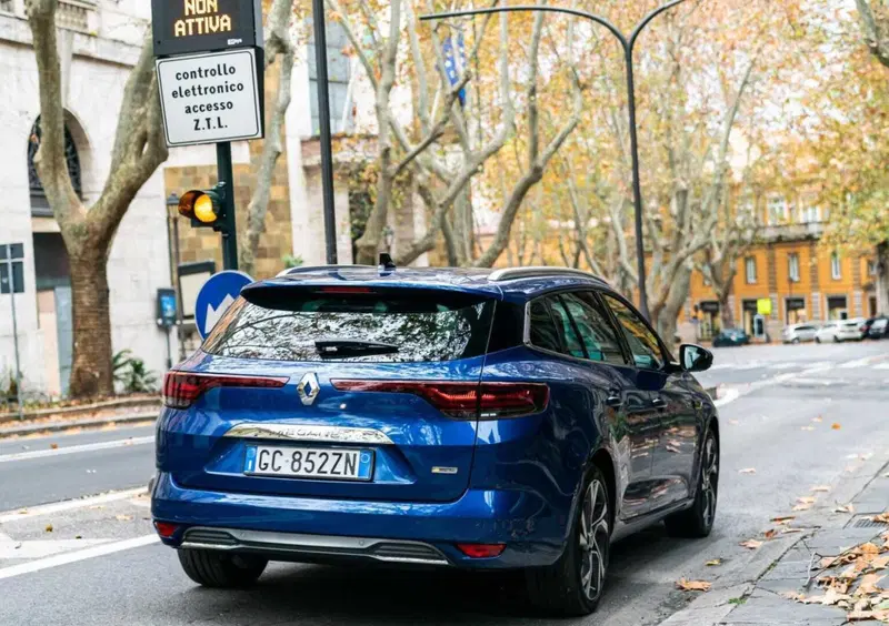 Renault Mégane Sporter (2016-23) (5)