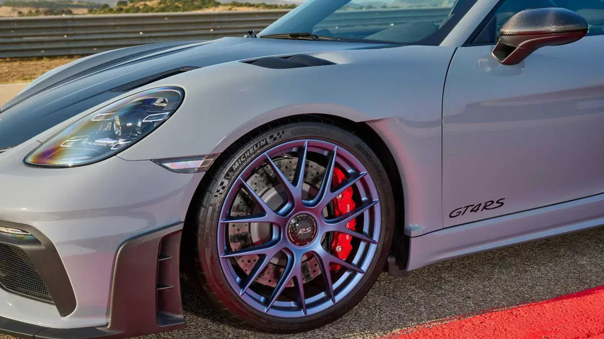 Porsche 718 Cayman  Cayman 4.0 GT4 RS pdk (10)