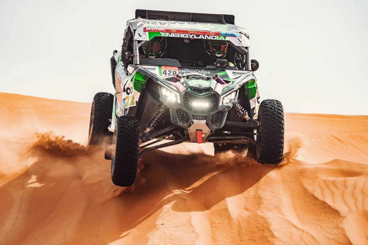 Dakar 2023. Finish Line. Super Show Side-by-Side (5)