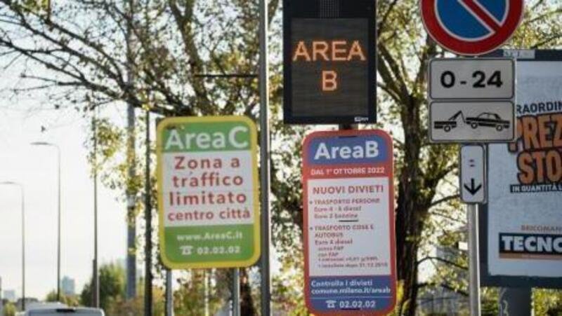 Milano, tutte le deroghe in vigore per l&#039;Area B, come fare con i vecchi diesel Euro 5