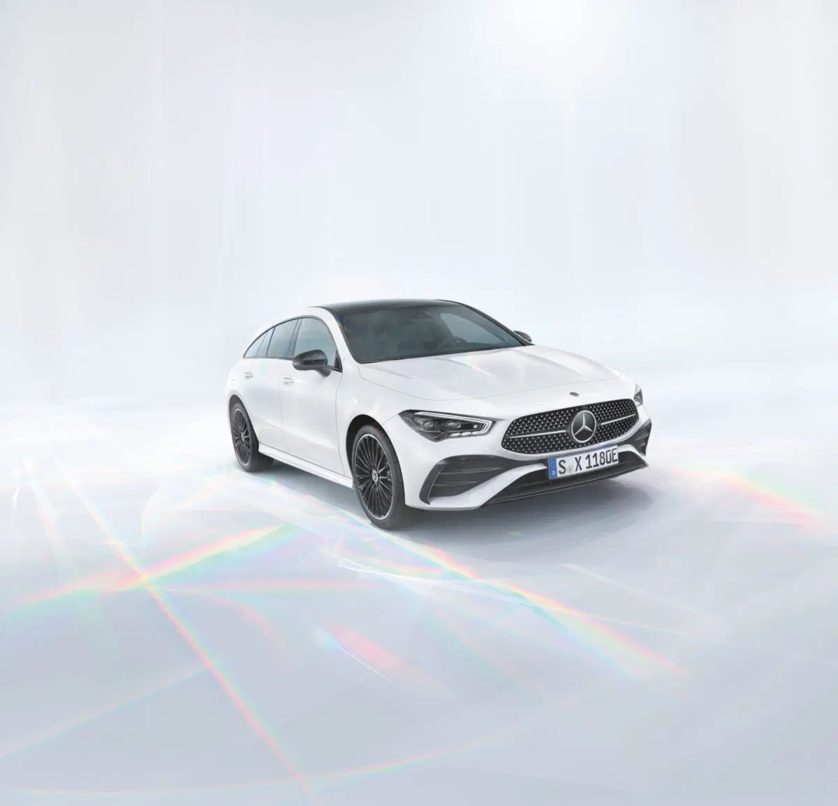 Mercedes CLA 2023, ecco il nuovo restyling  (8)