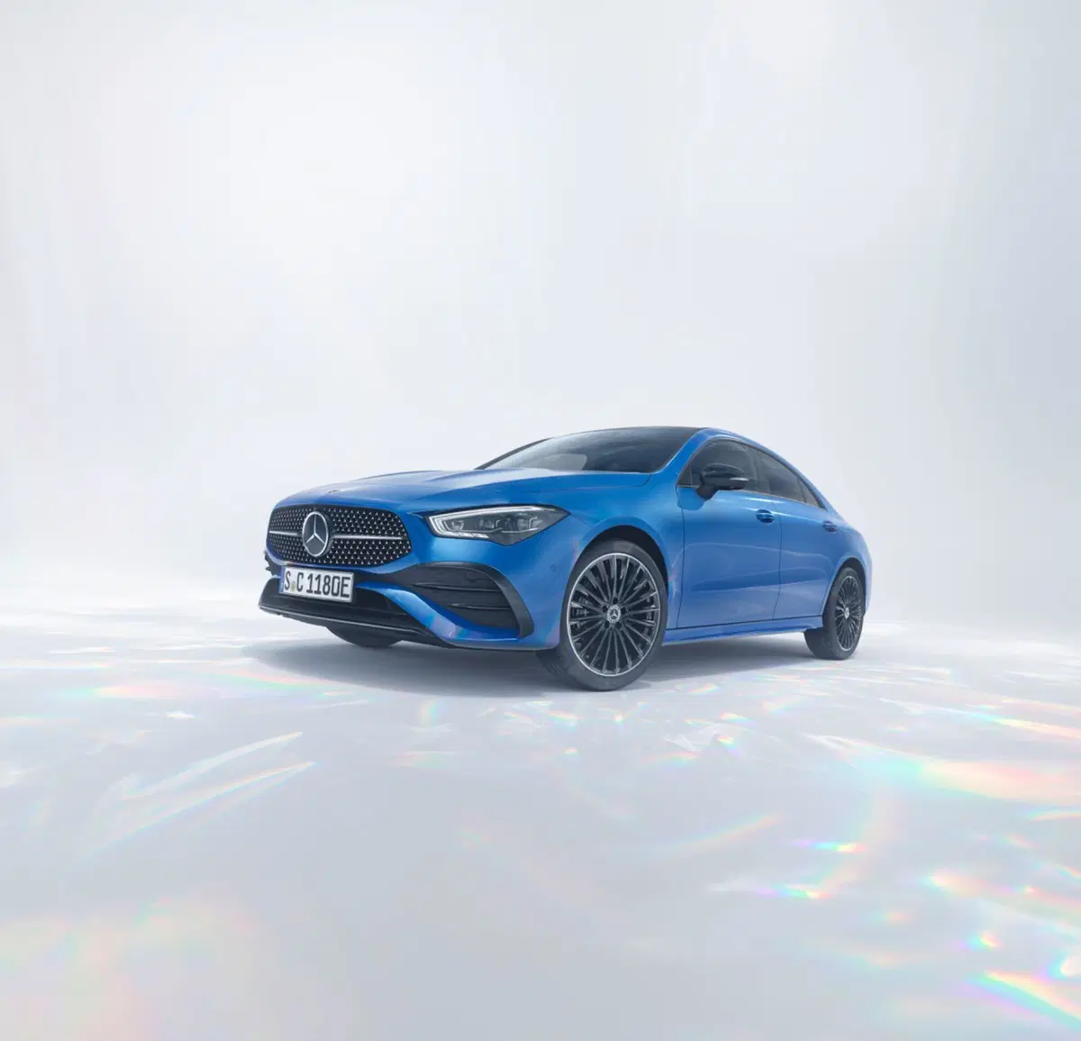 Mercedes CLA 2023, ecco il nuovo restyling  (11)