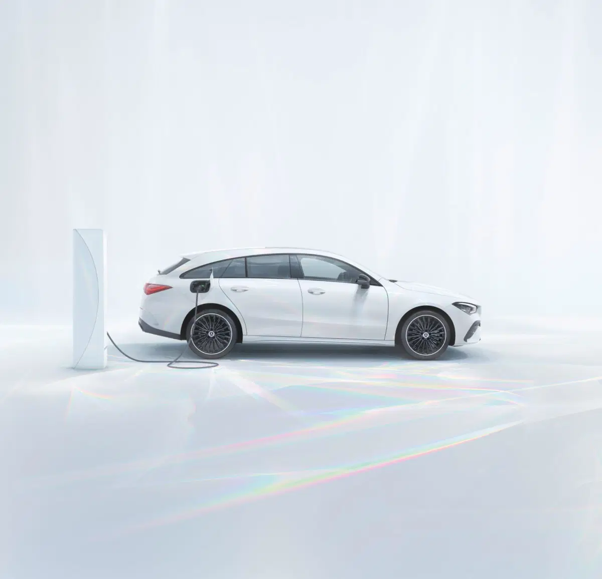 Mercedes CLA 2023, ecco il nuovo restyling  (26)