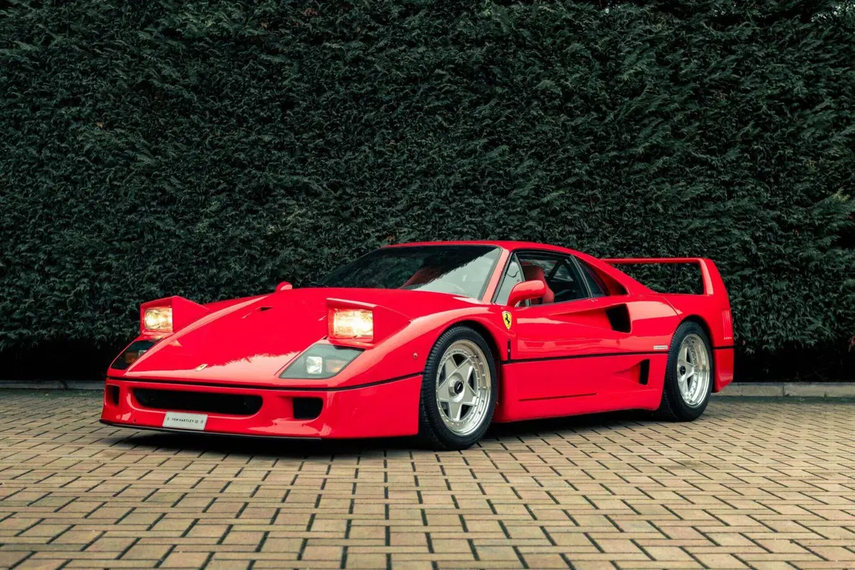 Toto Wolff mette in vendita la sua Ferrari F40. Sì, avete capito bene (3)