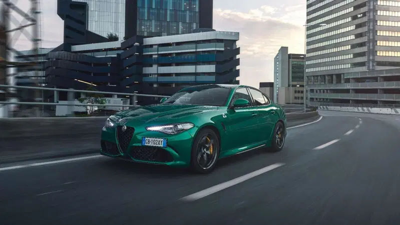 Alfa Romeo Giulia Quadrifoglio: premio in arrivo, ma il restyling?