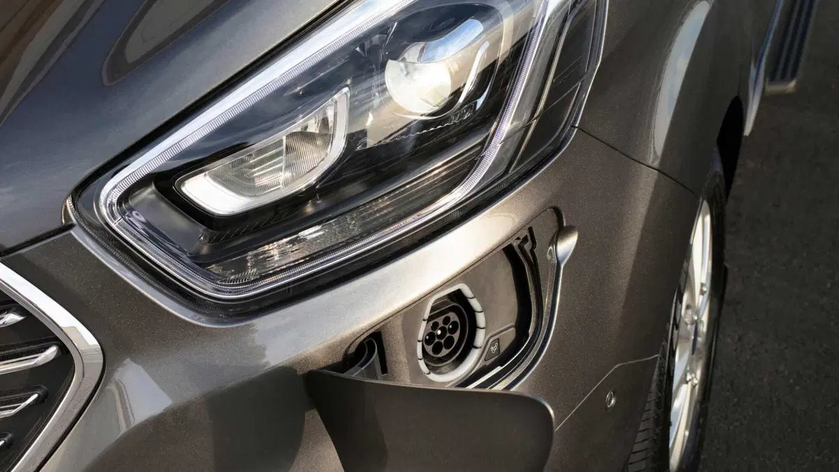 Ford Tourneo Custom (8)