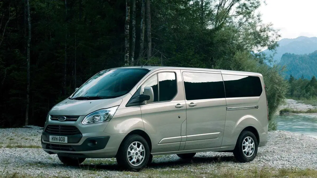 Ford Tourneo Custom 320 2.0 TDCi 185CV MHEV PC Sport