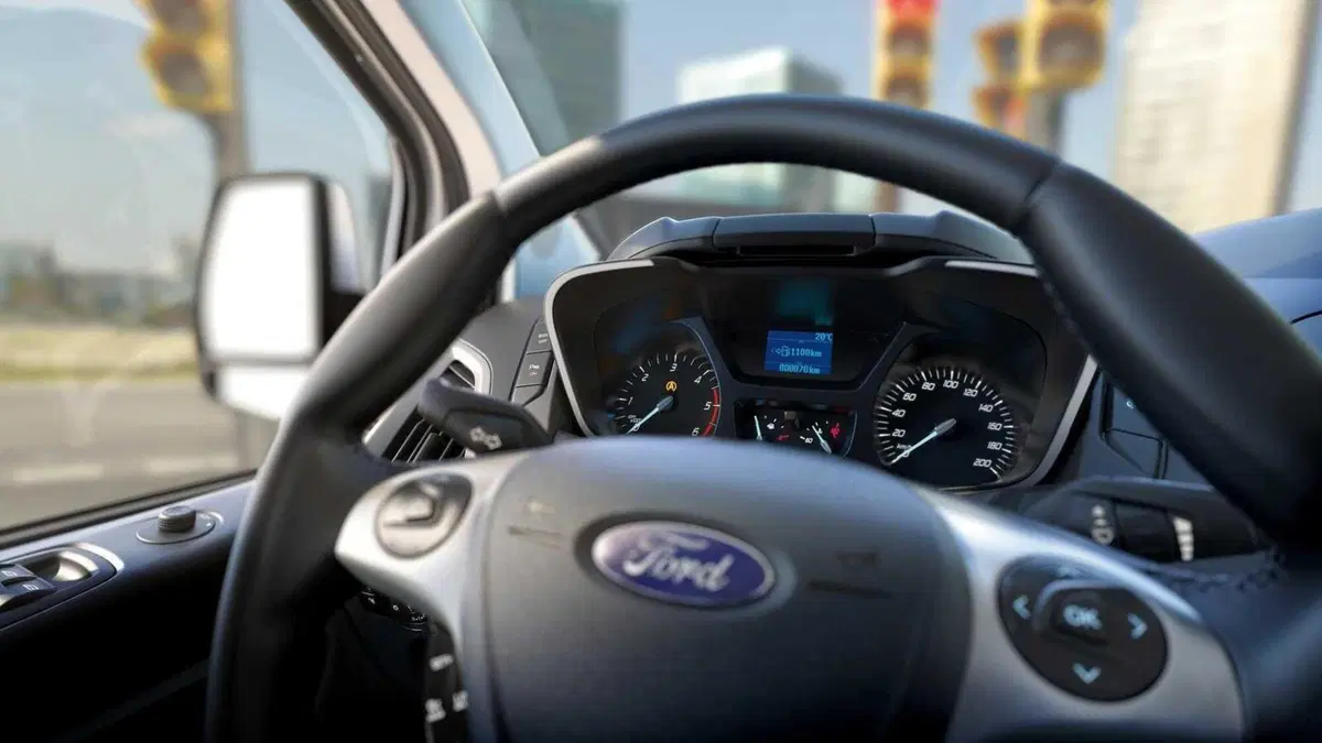 Ford Tourneo Custom 320 2.0 TDCi 185CV aut. PC Titanium (7)