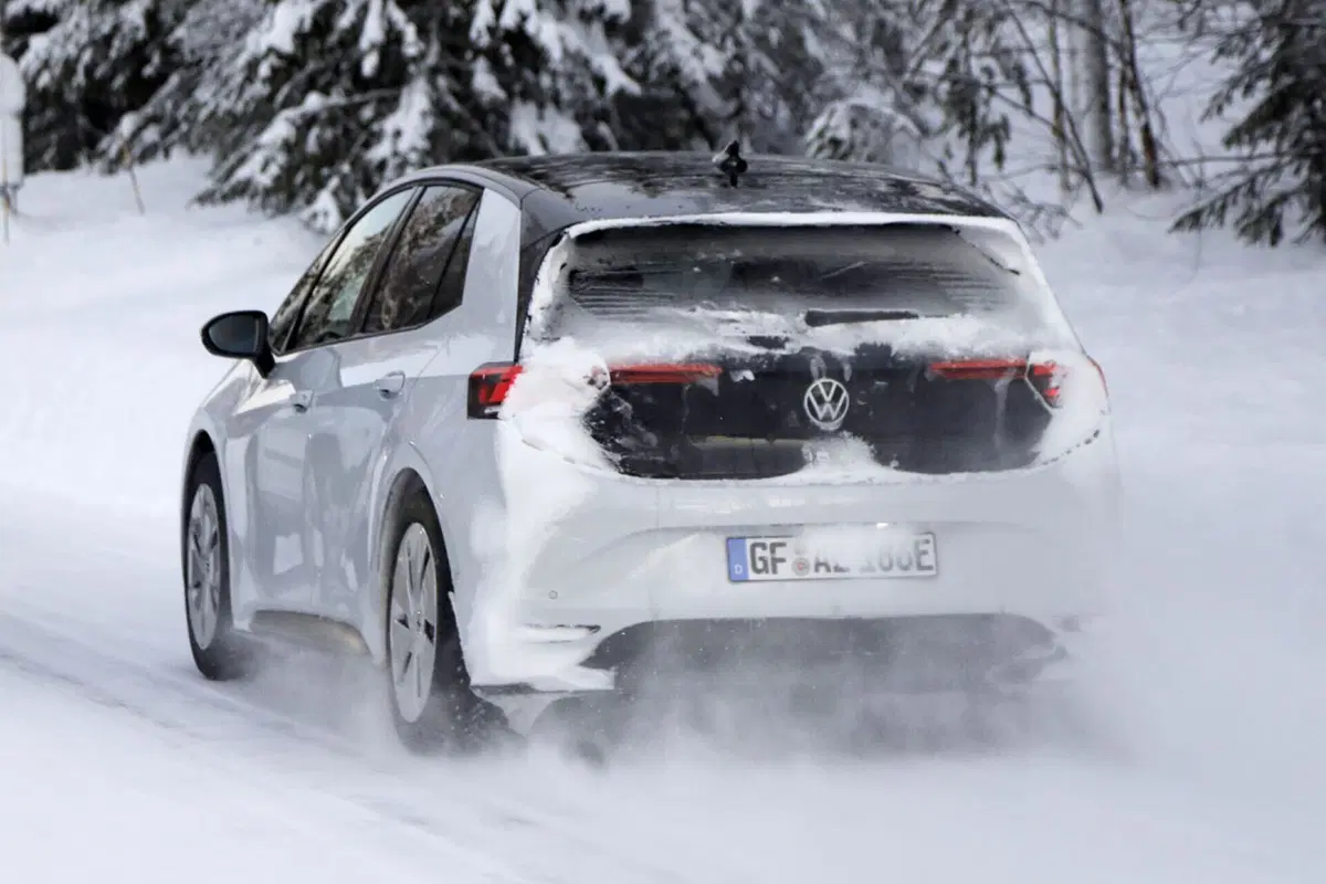 Volkswagen ID.3 : il nuovo Facelift è in arrivo [Foto Spia] (11)