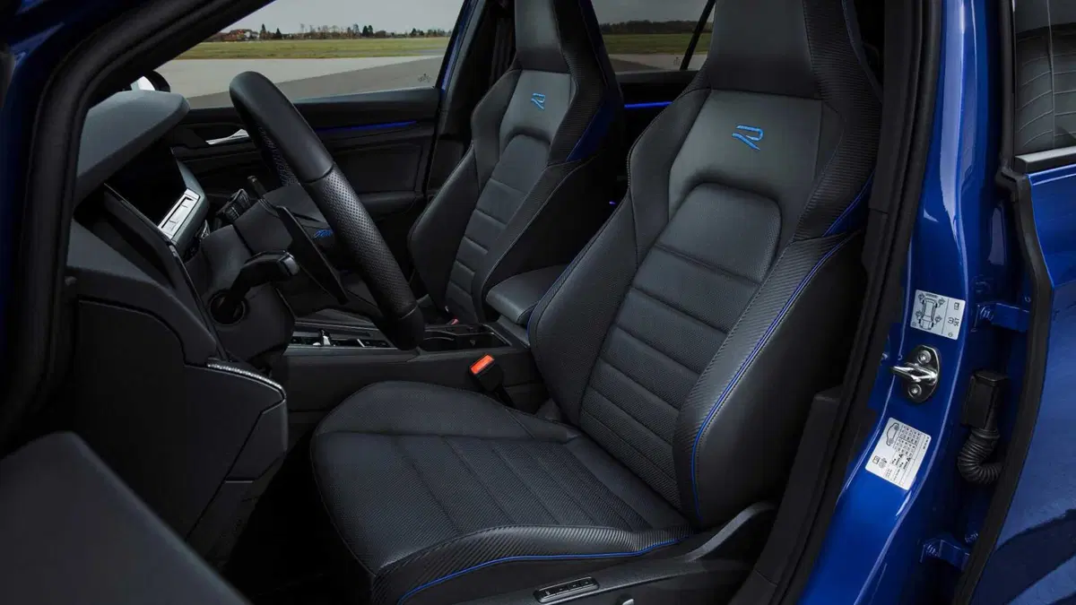 Volkswagen Golf 2.0 TSI R DSG 4Motion (7)