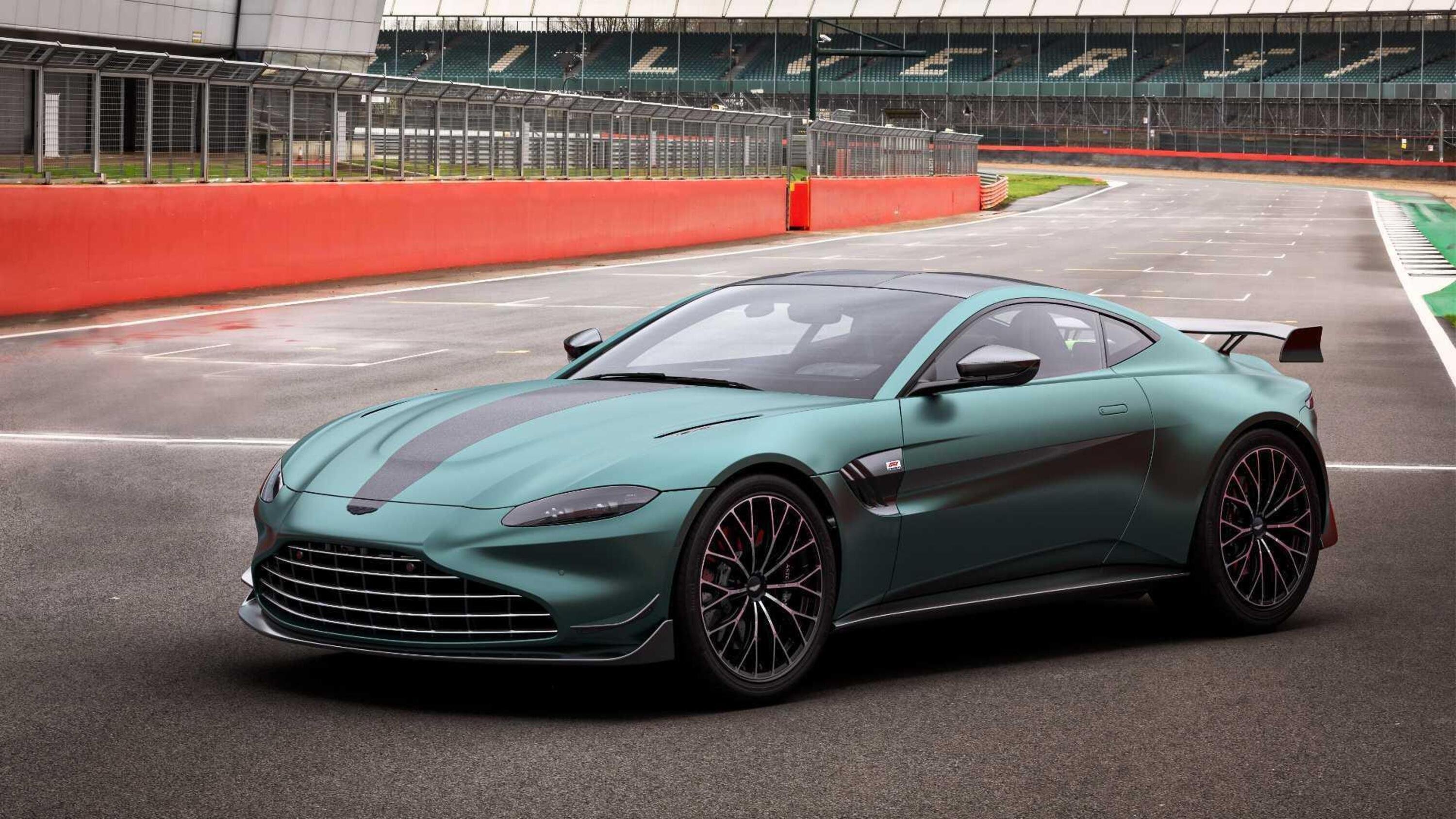 Aston Martin Vantage Vantage F1 Edition Coupé
