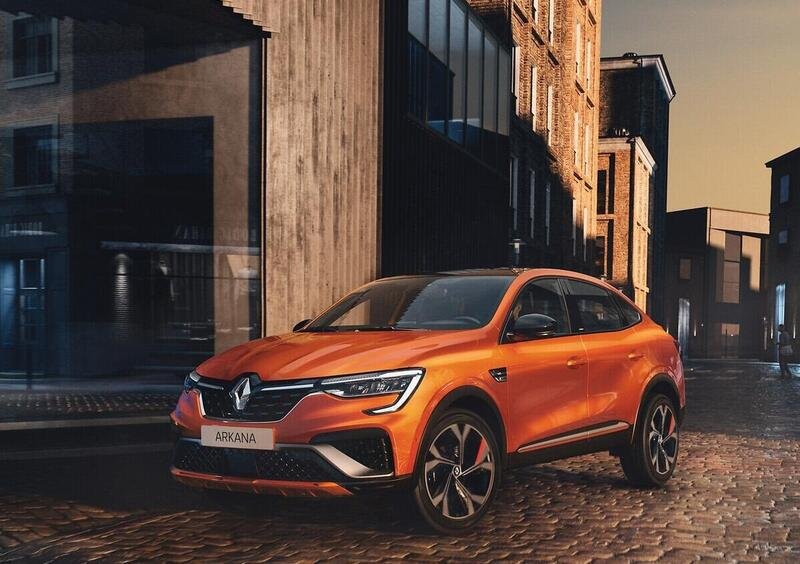 Renault Arkana, in offerta con 5.600 euro di anticipo  