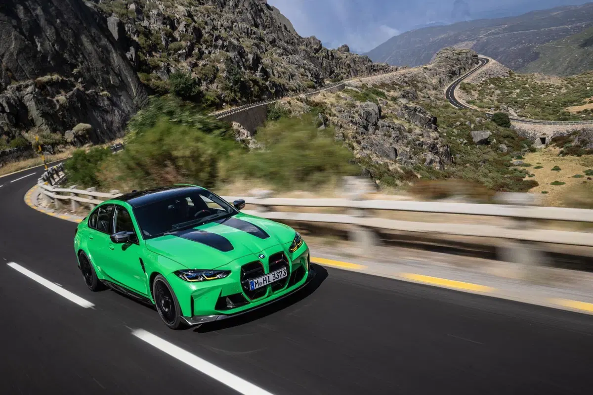 BMW M3 CS, 550 CV per la berlina pronta per la pista (3)