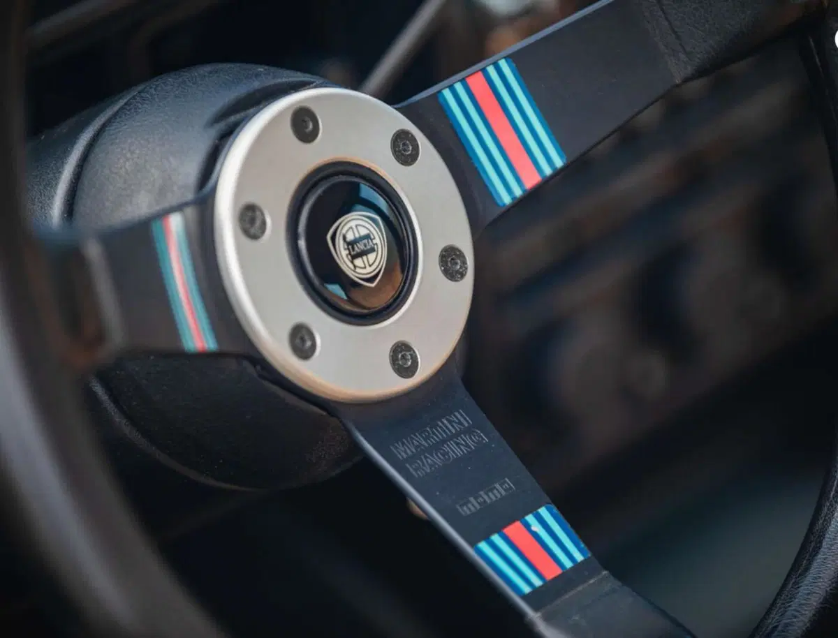 Lancia Delta HF Integrale Evo II (2)