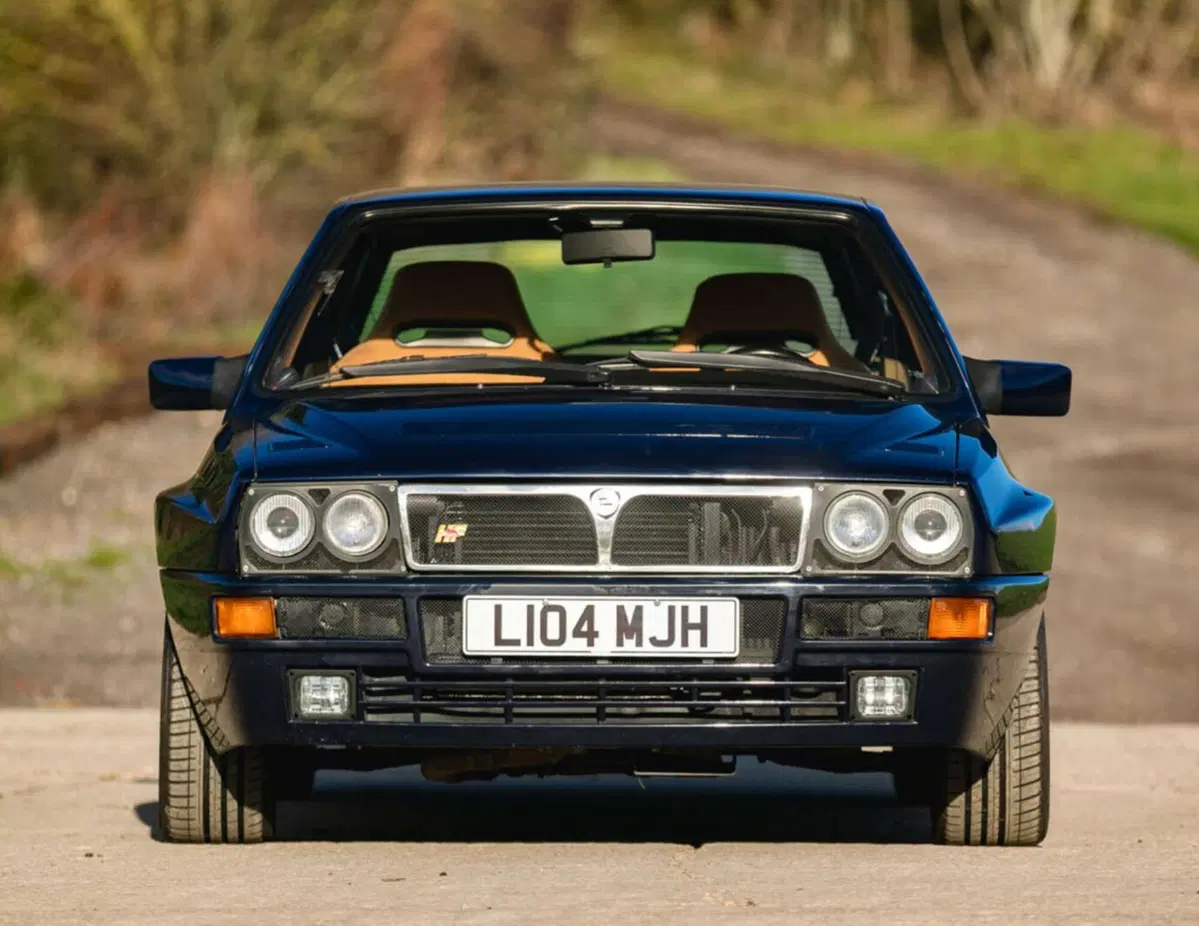 Lancia Delta HF Integrale Evo II (10)