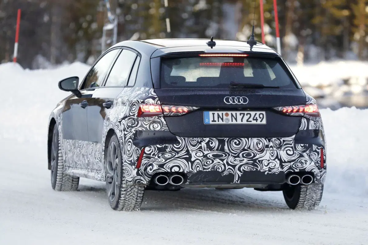 Il nuovo Facelift per l’Audi S3 e A3 è già in arrivo [Foto Spia] (5)
