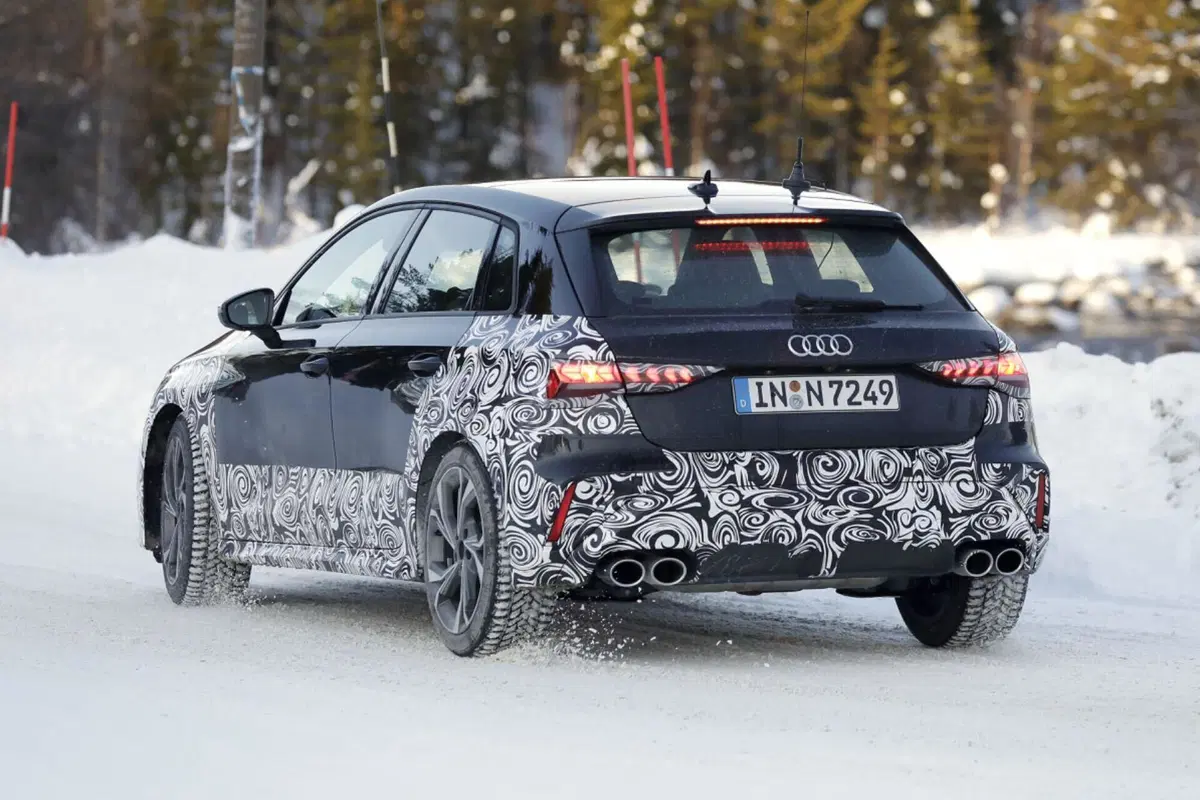 Il nuovo Facelift per l’Audi S3 e A3 è già in arrivo [Foto Spia] (14)