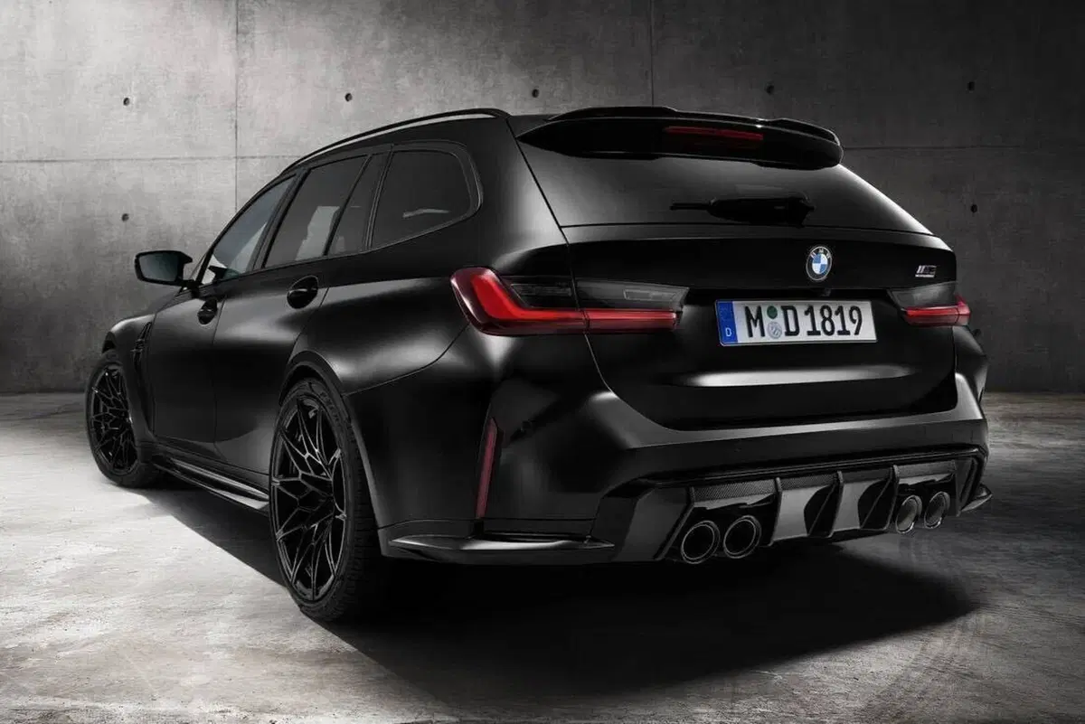 Scende in campo e le ha tutte contro: nuova BMW M3 Toring top e flop (2)