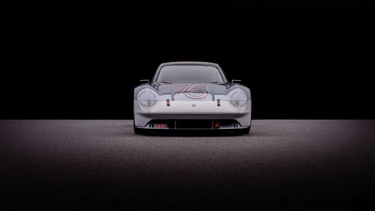 Porsche compie 75 anni: rinasce la 356 (con i cavalli della 718 GT4 RS) (4)