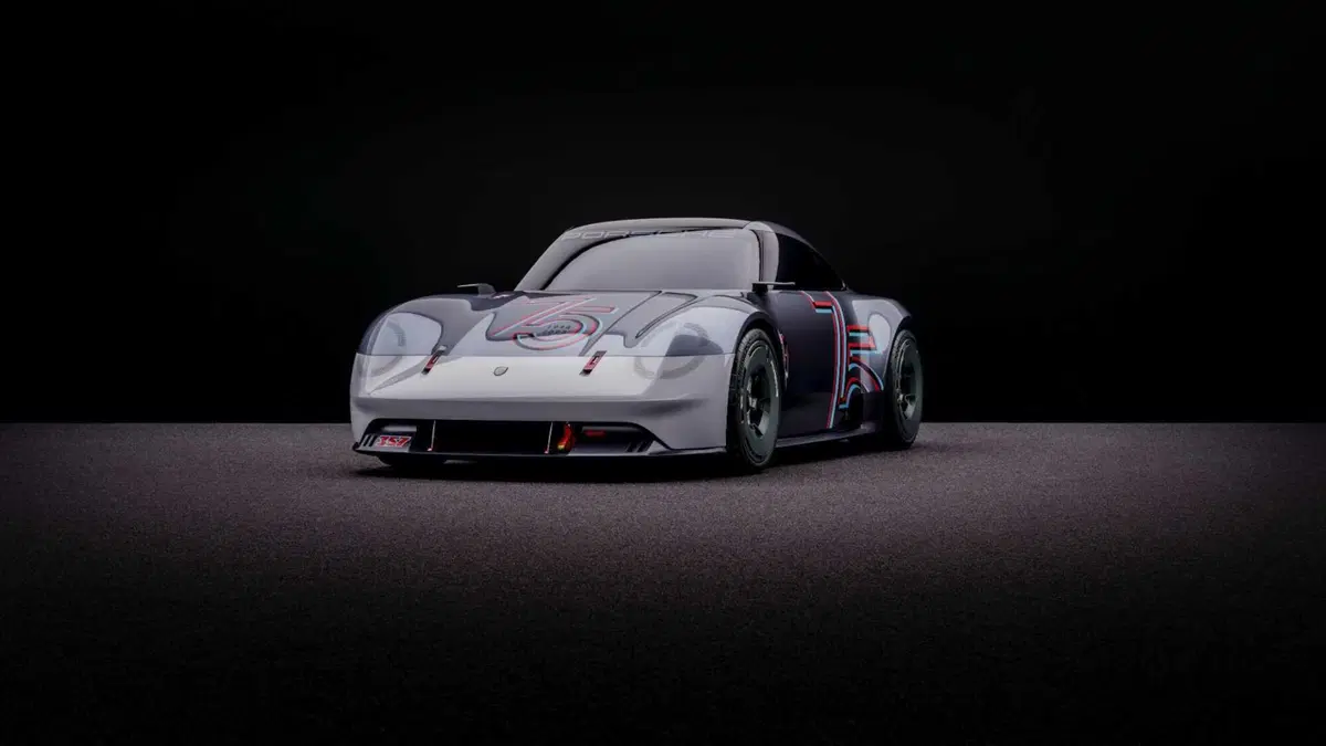 Porsche compie 75 anni: rinasce la 356 (con i cavalli della 718 GT4 RS) (3)