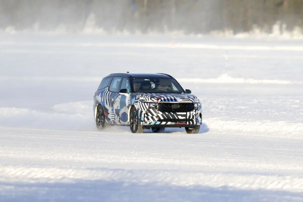 Europa? No, grazie. Solo USA per il nuovo Ford Fusion Active [Foto Spia] (9)
