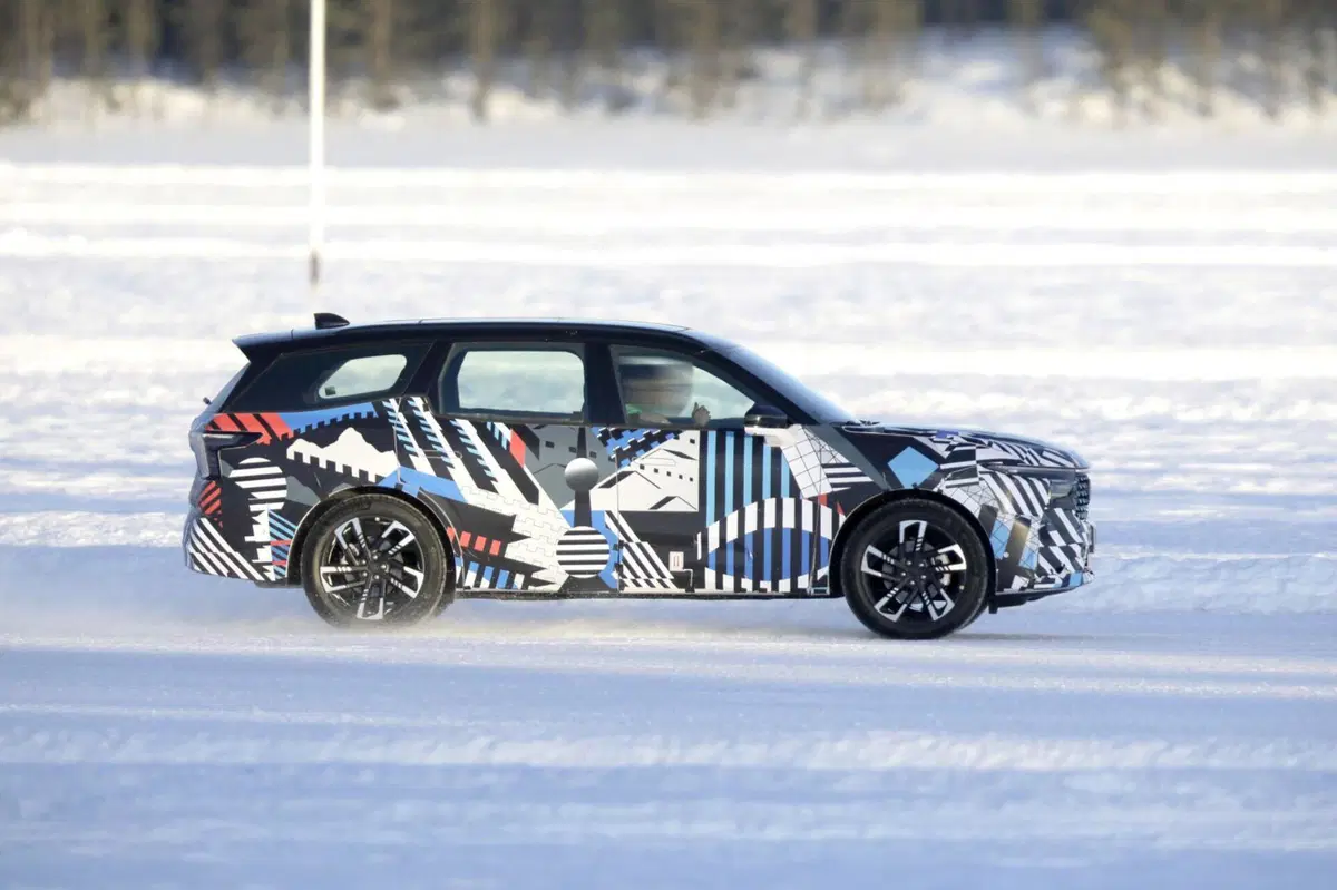 Europa? No, grazie. Solo USA per il nuovo Ford Fusion Active [Foto Spia] (10)