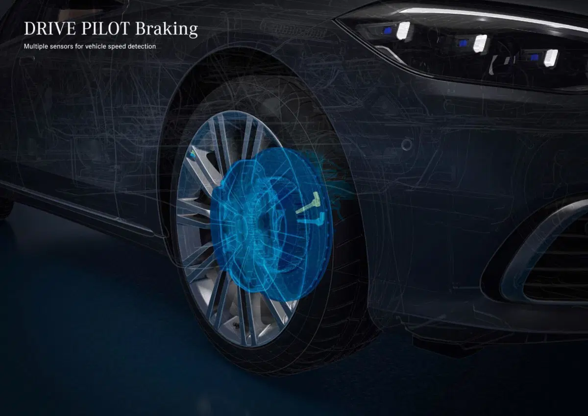 Mercedes S e EQS: in Nevada hanno la patente per guidare da sole (16)